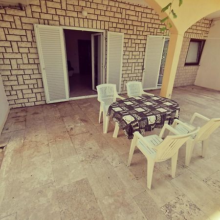 Ferienwohnung Haus Maro Supetarska Draga Zimmer foto